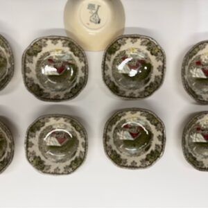 Vintage Floral Patterned Bowls Set